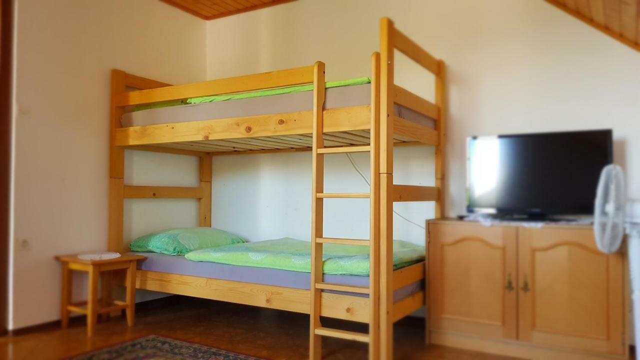 Apartma Pri Bostjanu Шкофья-Лока Экстерьер фото